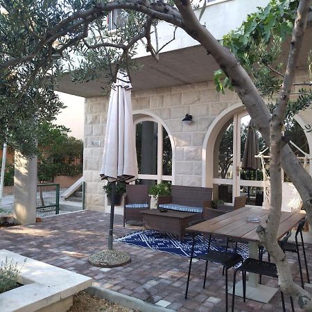 Holiday Home With Free Parking By The Beach Brela Exterior foto
