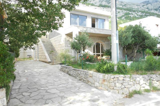 Holiday Home With Free Parking By The Beach Brela Zimmer foto